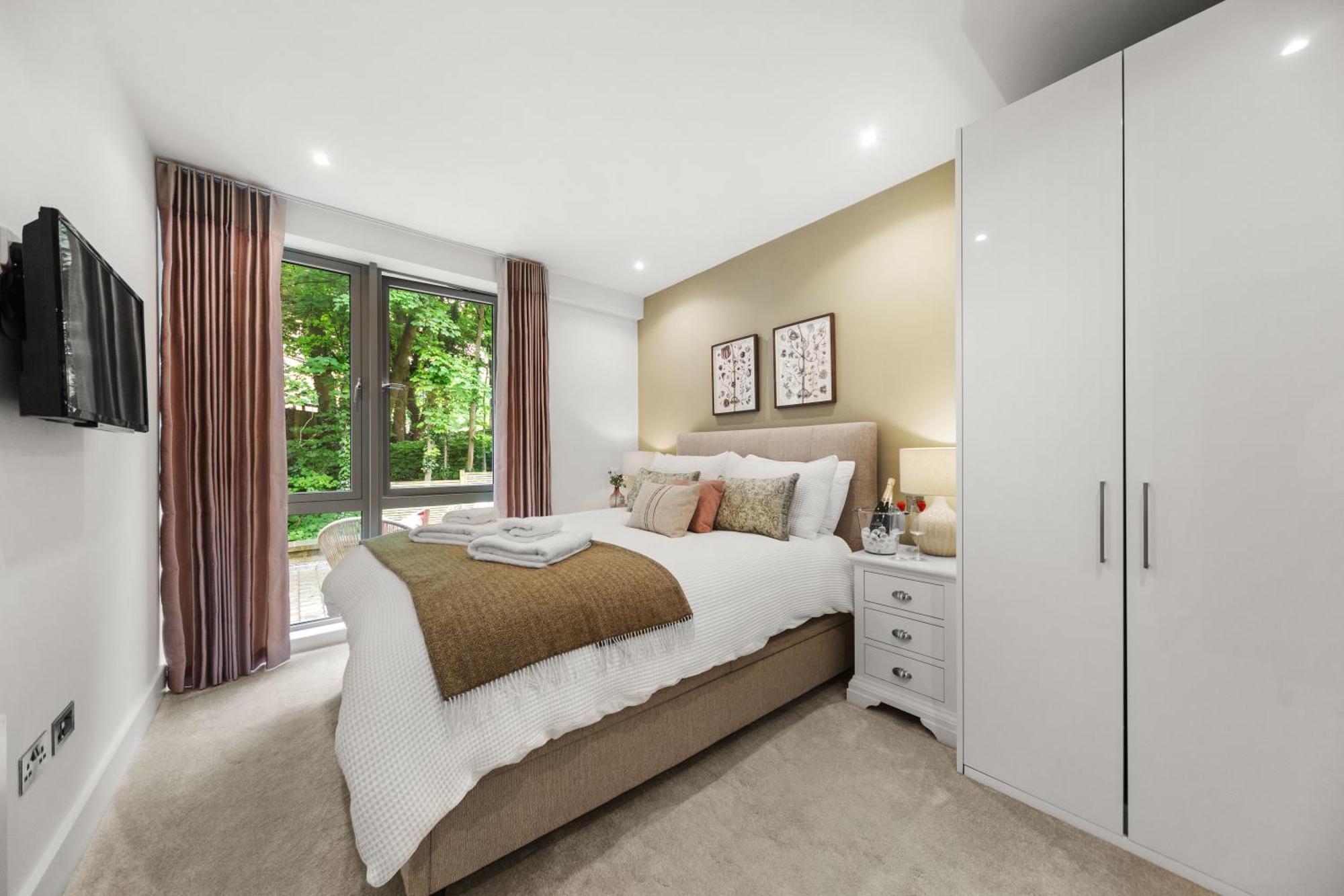 Springfield Fourteen Harrogate Quarto foto