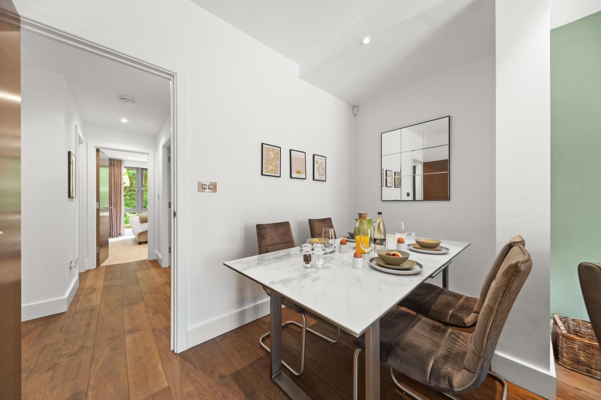 Springfield Fourteen Harrogate Quarto foto