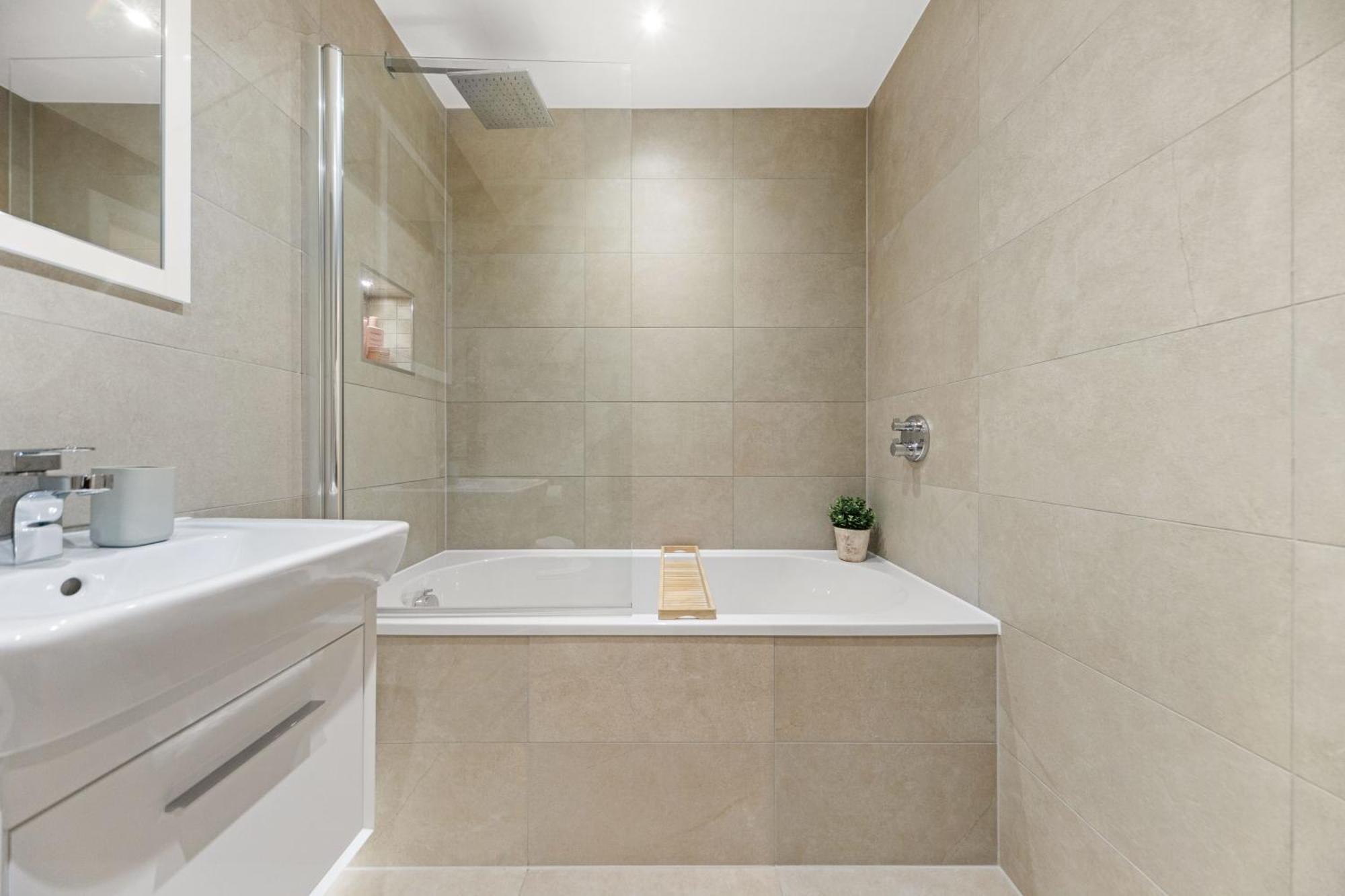Springfield Fourteen Harrogate Quarto foto