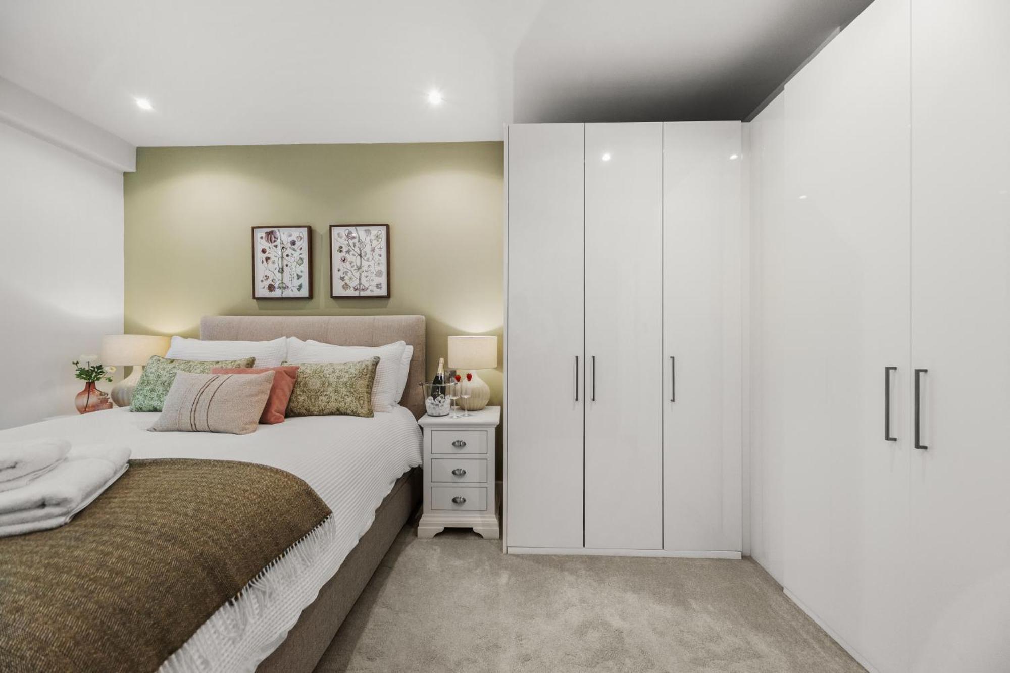 Springfield Fourteen Harrogate Quarto foto